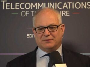 Roberto Gualtieri in un'intervista a telecommunications for the future